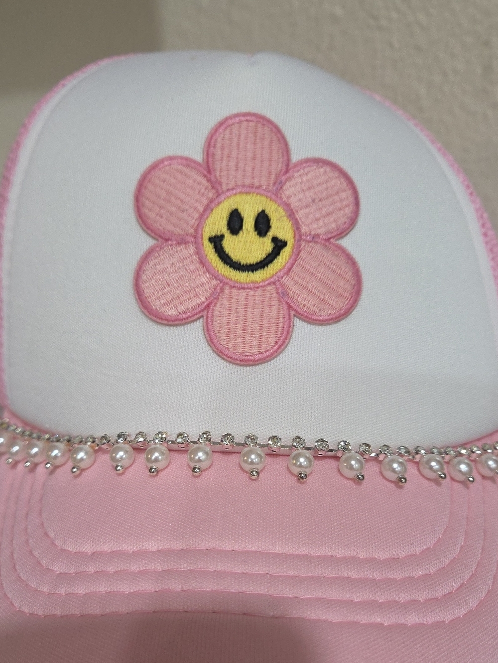Pink & White Flower Smile Cap